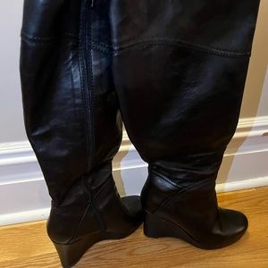 Saks Fifth Avenue black leather heel boots
